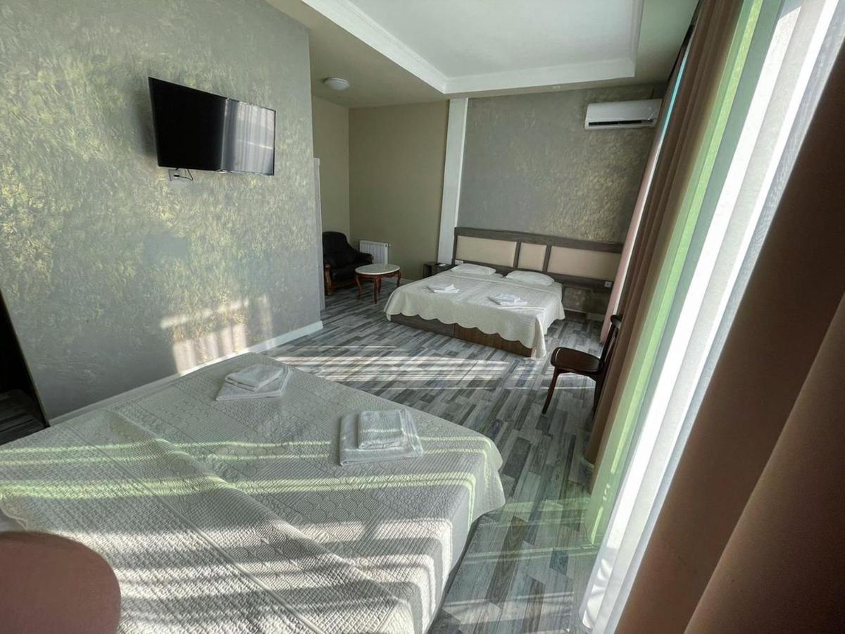 Discovery Hotel Kutaisi Exterior photo
